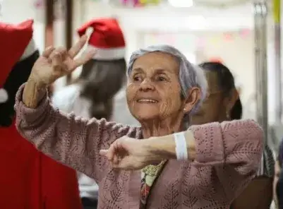 Idosos-terapia-musical´bemestar-saude-fisica-mental